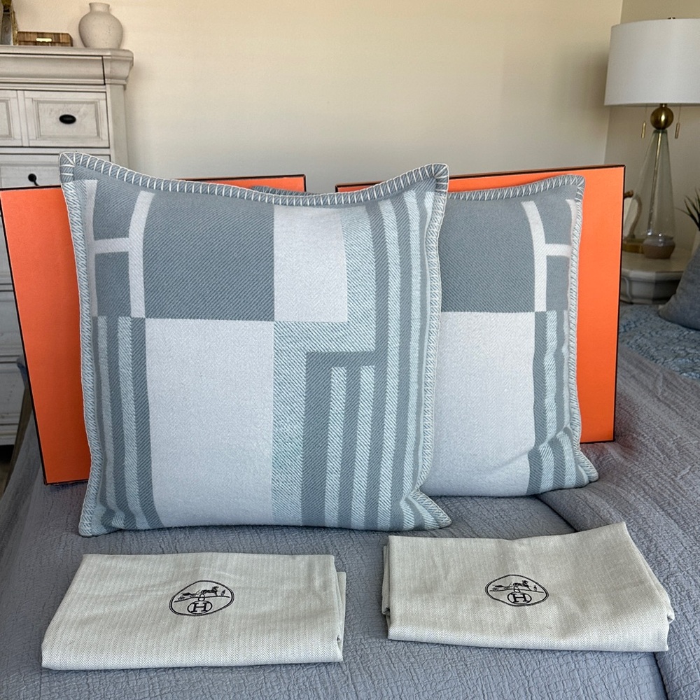 Ithaque Hermes Pillows